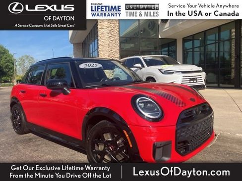 Used 2025 MINI Cooper S FWD image 1