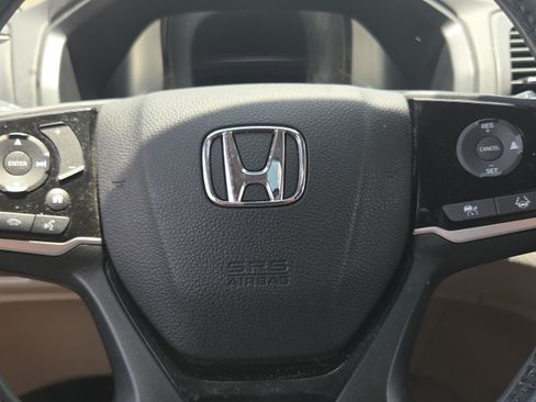 Used 2023 Honda Odyssey Touring image 29