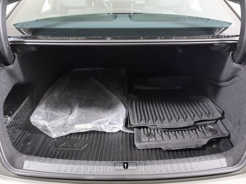 Used 2023 Audi A6 Premium Plus w/ Premium Plus Package image 16