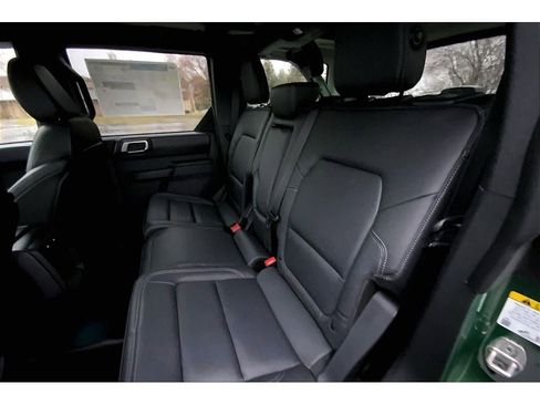 New 2025 Ford Bronco Badlands w/ Sasquatch Package image 11