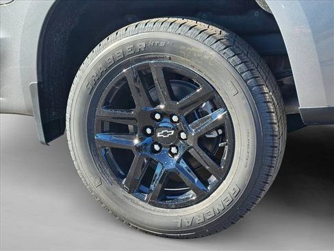 New 2026 Chevrolet Silverado 1500 RST w/ Dark Appearance Package image 10