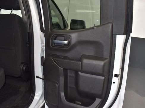 Used 2022 Chevrolet Silverado 1500 LT image 17