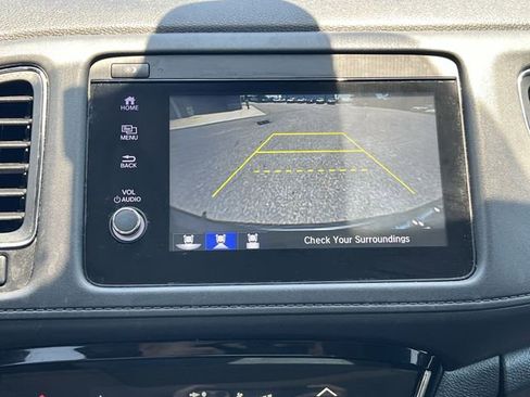 Used 2022 Honda HR-V EX image 19