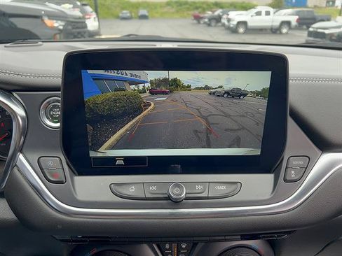 Used 2024 Chevrolet Blazer LT w/ Convenience Package FWD image 19