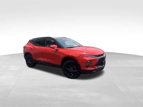 New 2025 Chevrolet Blazer RS w/ Driver Confidence II Package image 9