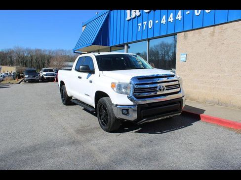 Used 2017 Toyota Tundra SR5 w/ SR5 Upgrade Package image 1