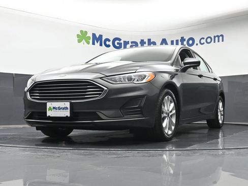 Used 2019 Ford Fusion SE FWD image 7