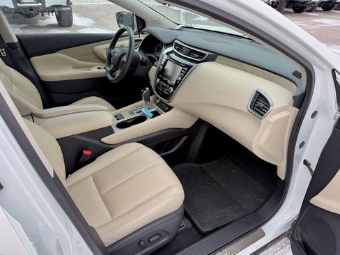 Used 2024 Nissan Murano SL image 18