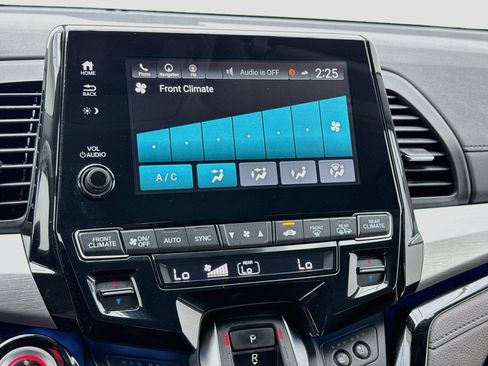 Used 2019 Honda Odyssey Elite image 12