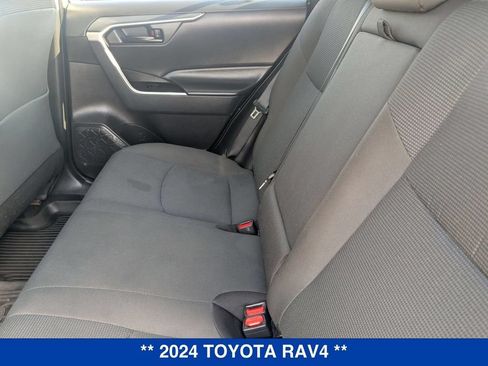 Used 2024 Toyota RAV4 LE AWD/4WD image 16