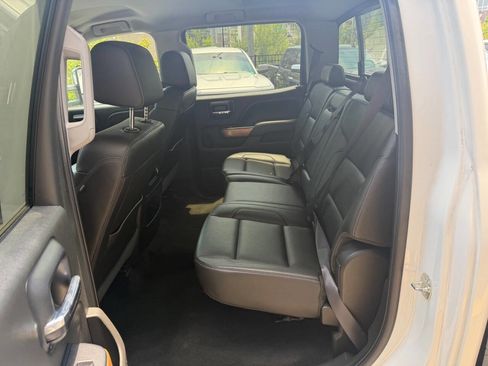 Used 2016 Chevrolet Silverado 1500 LTZ AWD/4WD image 8