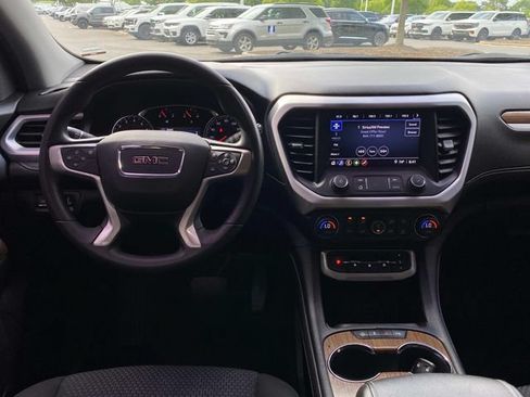 Used 2022 GMC Acadia SLE FWD image 8