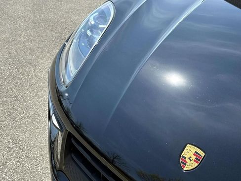 Certified 2026 Porsche Macan AWD/4WD image 15