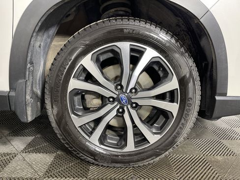 Used 2021 Subaru Forester Limited image 7