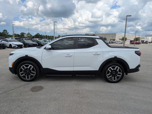 Used 2025 Hyundai Santa Cruz Limited AWD/4WD image 7