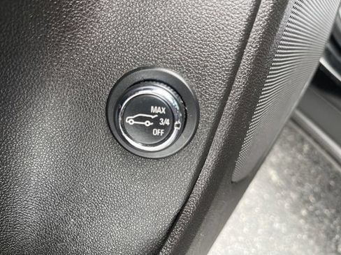 Used 2020 Chevrolet Blazer LT AWD/4WD image 27