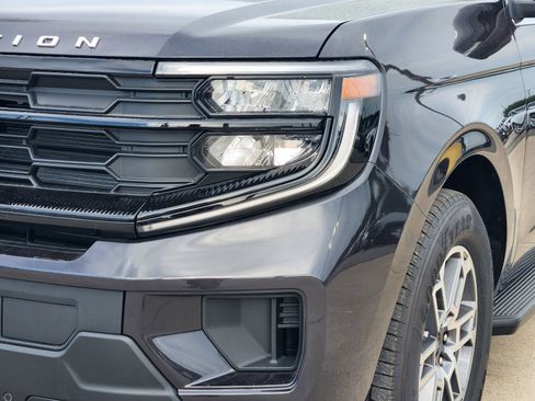 New 2026 Ford Expedition Active RWD image 10