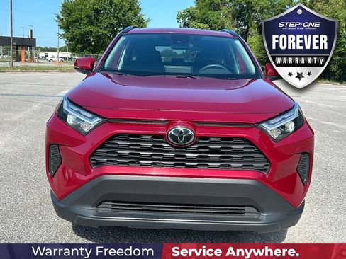 Used 2025 Toyota RAV4 XLE FWD image 10