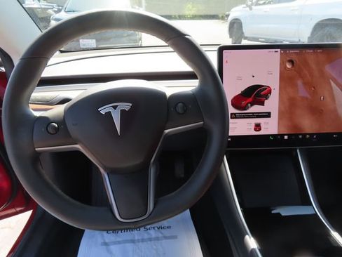 Used 2019 Tesla Model 3 Performance AWD/4WD image 17