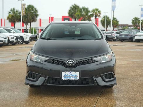 Used 2018 Toyota Corolla iM FWD image 6