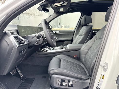 New 2026 BMW X7 xDrive40i w/ M Sport Package image 14
