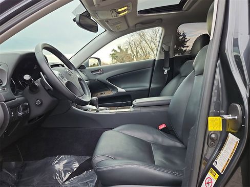 Used 2011 Lexus IS 250 AWD image 14