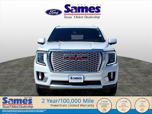 Used 2022 GMC Yukon XL Denali image 3