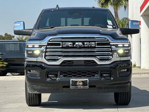 New 2026 RAM 2500 Laramie AWD/4WD image 10