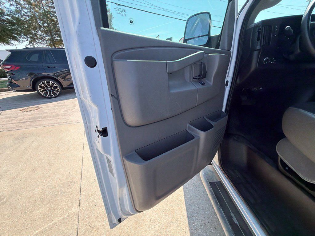 Used 2019 Chevrolet Express 2500 w/ Driver Convenience Package RWD image 22