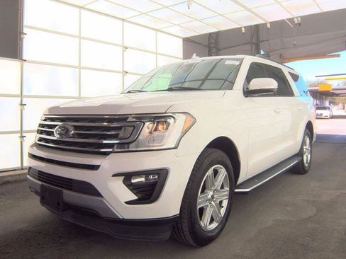 Used 2020 Ford Expedition Max XLT w/ Equipment Group 202A RWD image 4