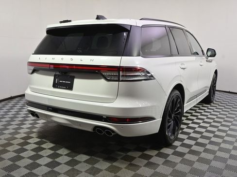 New 2026 Lincoln Aviator Reserve AWD/4WD image 6
