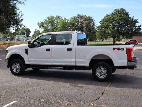 Used 2019 Ford F250 XL w/ Power Equipment Group AWD/4WD image 8