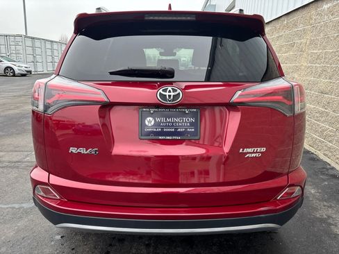 Used 2018 Toyota RAV4 Limited image 7