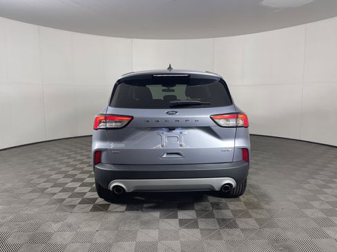Used 2022 Ford Escape SE w/ Convenience Package image 3