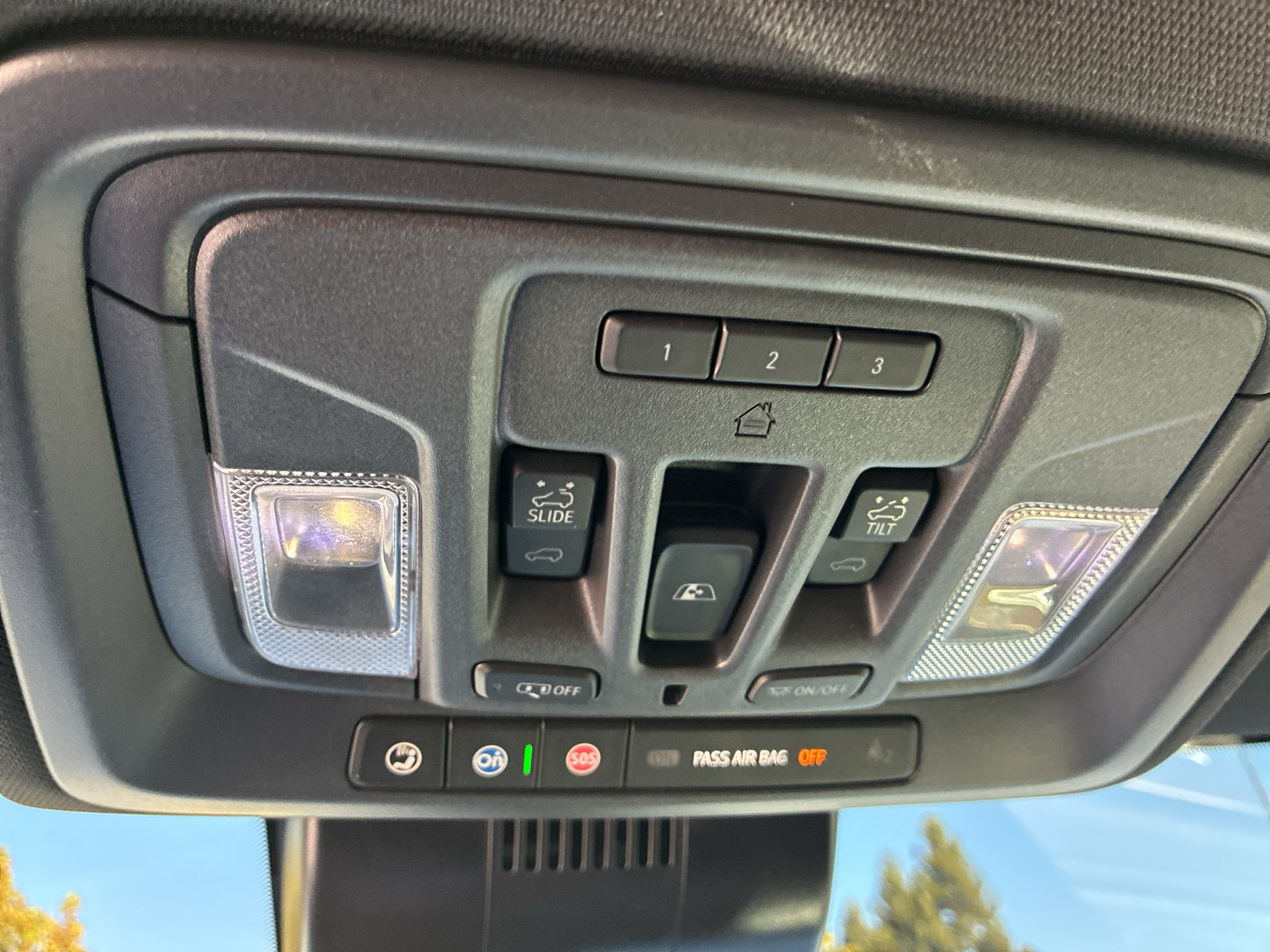 Used 2024 Chevrolet Silverado 1500 High Country w/ Midnight Edition AWD/4WD image 41