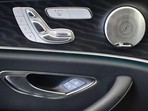 Used 2022 Mercedes-Benz E 350 Sedan image 31