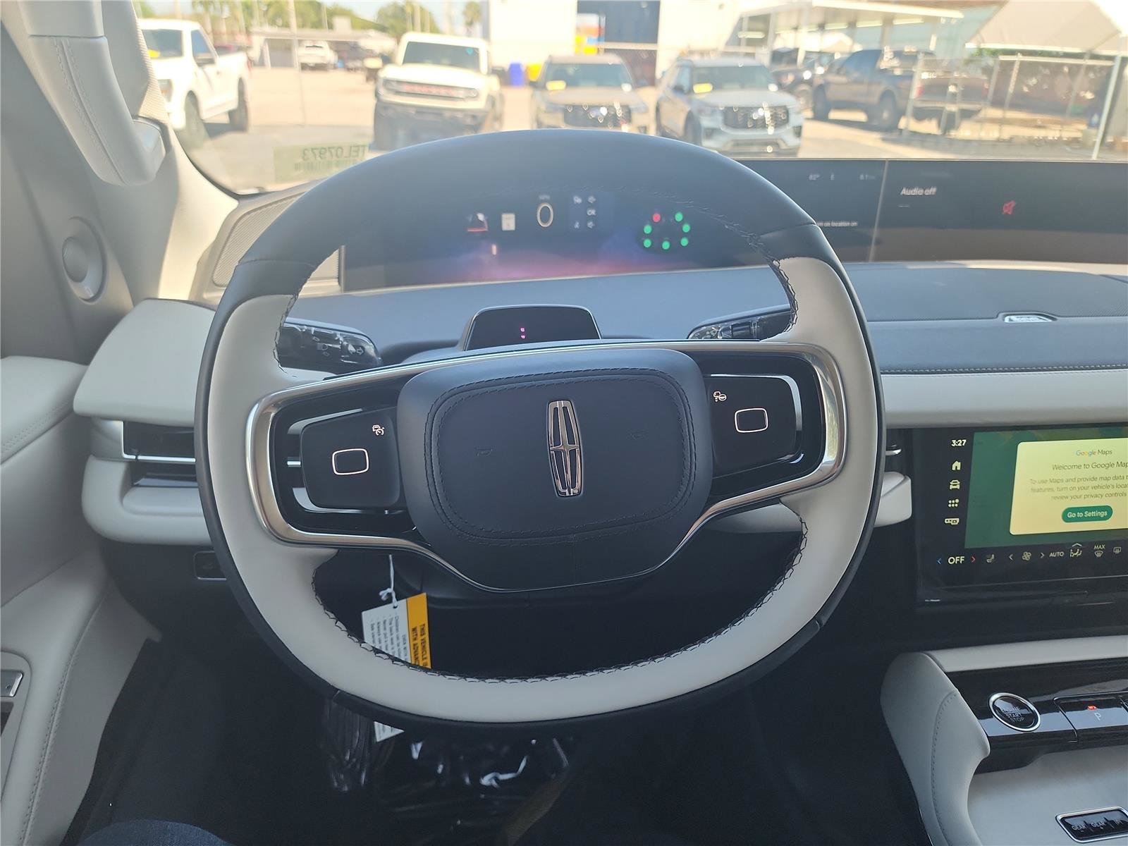 New 2026 Lincoln Navigator Premiere AWD/4WD image 30