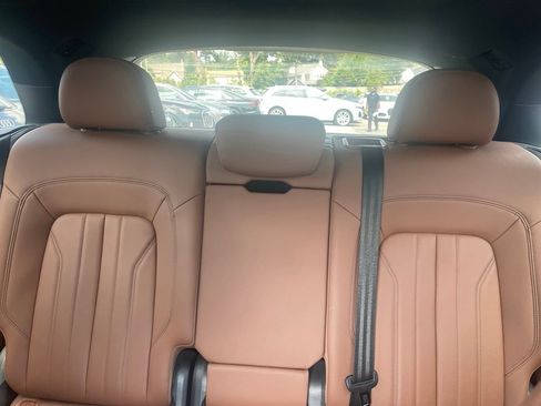 Used 2023 Audi Q5 2.0T Premium Plus w/ Premium Plus Package AWD/4WD image 11