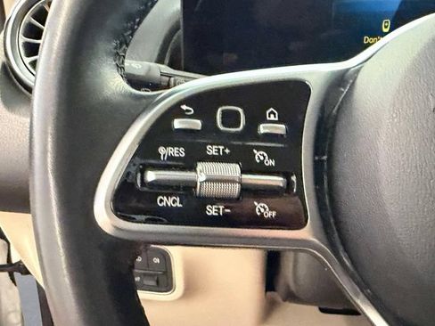 Certified 2023 Mercedes-Benz GLB 250 4MATIC image 22
