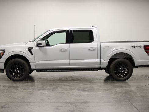 Used 2025 Ford F150 Lariat AWD/4WD image 6