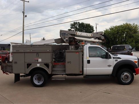 Used 2012 Ford F550 4x4 Regular Cab Super Duty w/ Payload Upgrade Pkg image 5