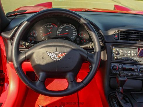 Used 2004 Chevrolet Corvette Convertible w/ Preferred Equipment Group image 31