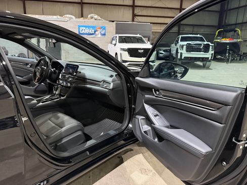 Used 2022 Honda Accord Sport image 25