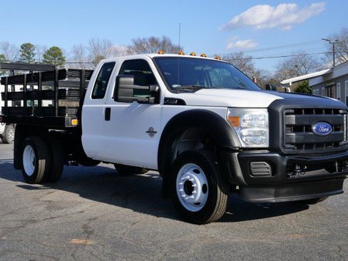 Used 2015 Ford F550 2WD SuperCab Super Duty image 4