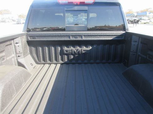 New 2026 GMC Sierra 1500 AT4 w/ AT4 Premium Package image 7