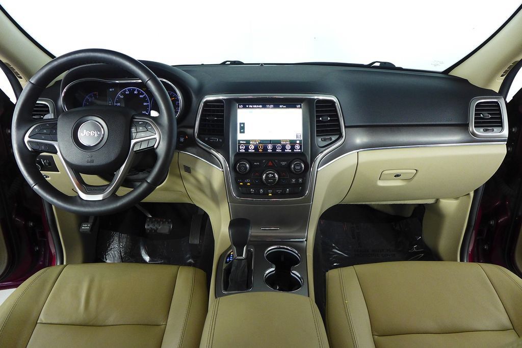Used 2018 Jeep Grand Cherokee Limited AWD/4WD image 25