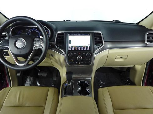 Used 2018 Jeep Grand Cherokee Limited AWD/4WD image 25