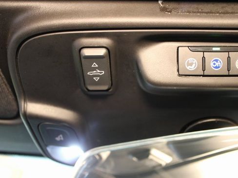 Used 2023 Chevrolet Camaro LT image 26