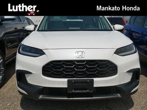 Used 2024 Honda HR-V LX image 1