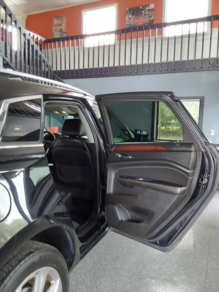 Used 2013 Cadillac SRX Performance w/ Driver Awareness Package FWD image 18